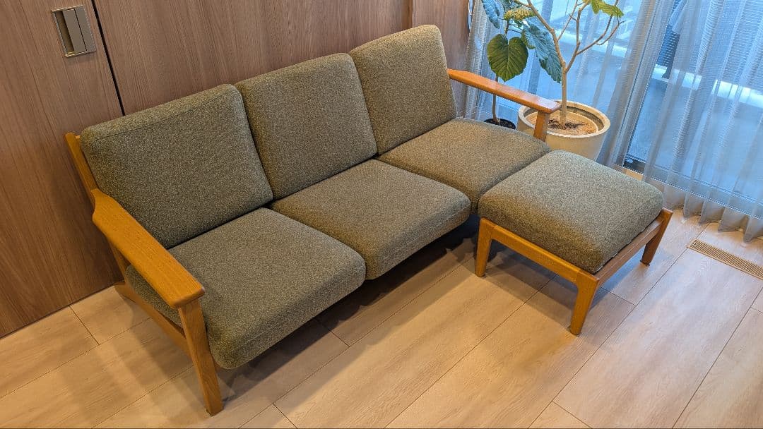 unico ソファ viska オットマン付き 業者梱包 - メルカリ