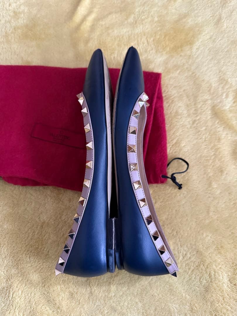 ヴァレンティノ ロックスタッズ パンプス 37 ネイビー - メルカリ