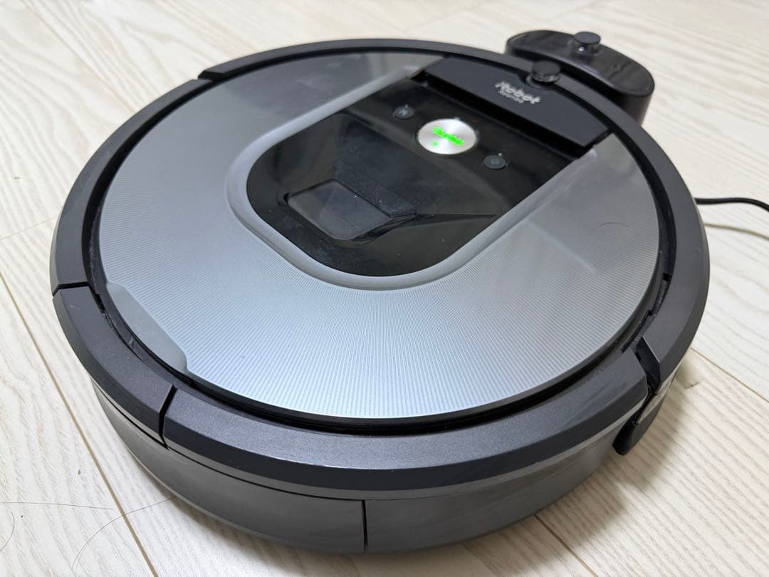 美品 Roomba960 ロボット掃除機本体 充電ドック付き - メルカリ