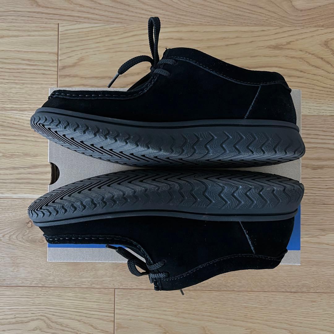 Clarks RelaxLite Low Black Suede UK8 1/2 - メルカリ