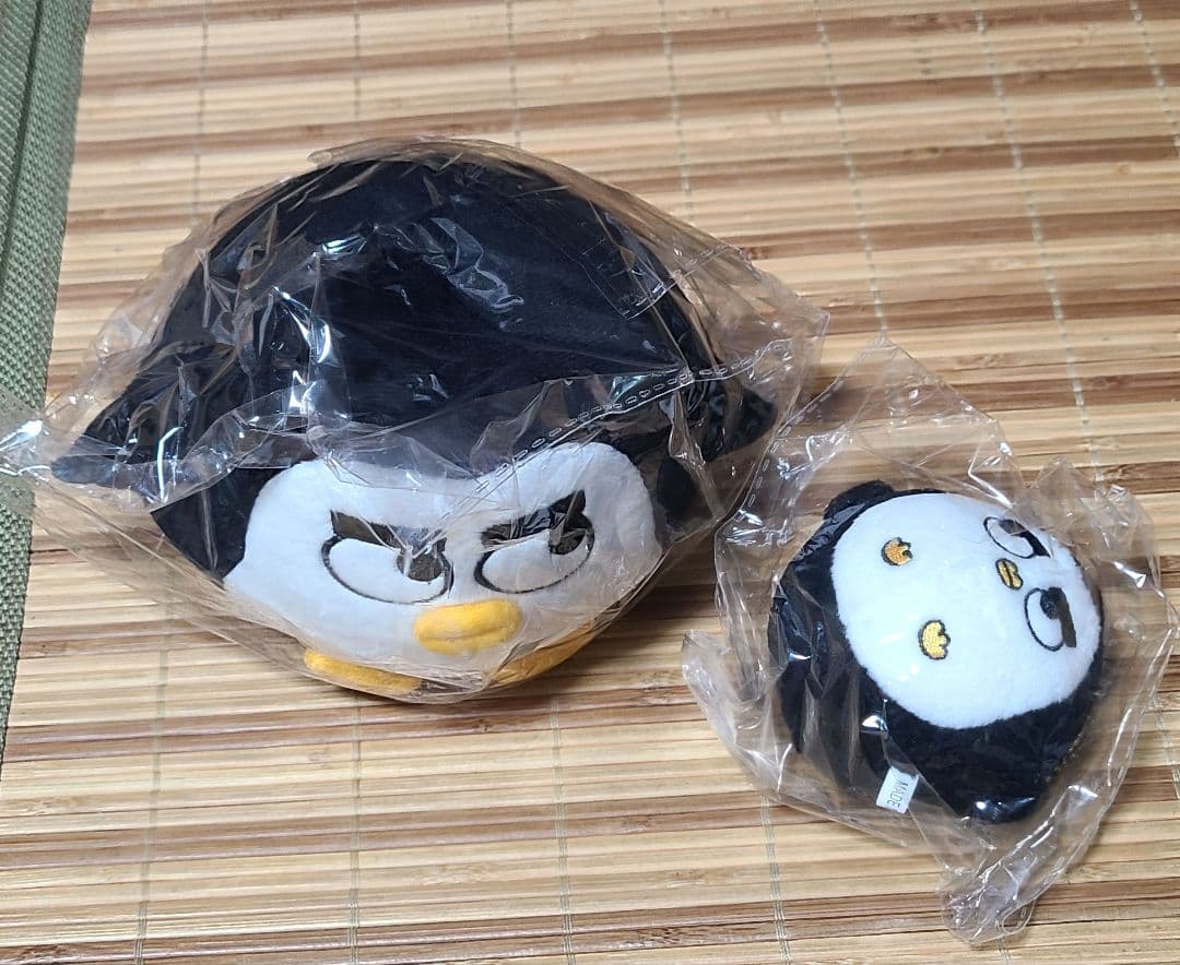 EXO D.O ギョンス ぬいぐるみ 3点 缶バッジ - メルカリ