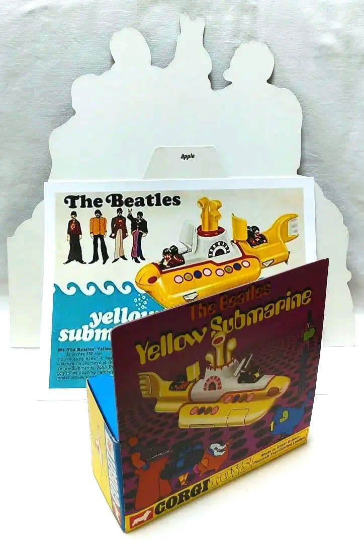ビートルズ イエローサブマリン1968年♧CORGIコーギー初型オリジナル