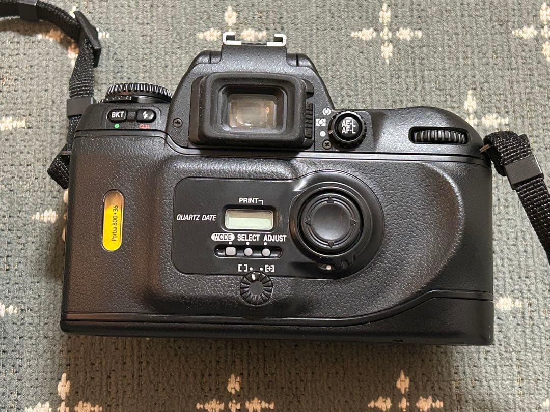 Nikon F80 一眼レフカメラ 50ミリf1.4 35ミリ〜70ミリの通販はau PAY