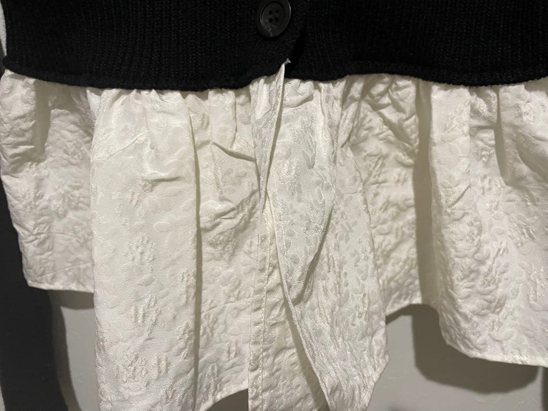 OHGA ぺプラムニットカーディガン