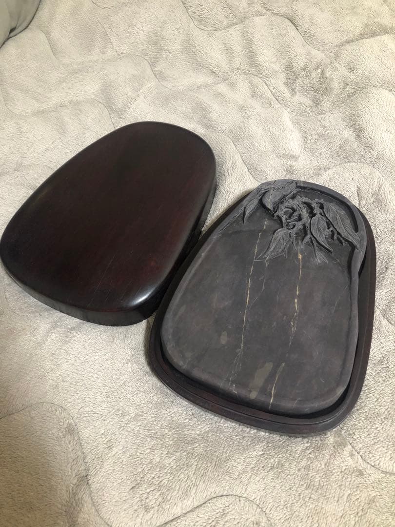 端溪硯 老坑 水巖 金綫 魚腦凍 蕉白 書道用品