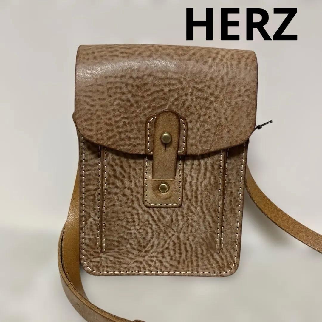 【極美品】HERZ ヘルツ　アラスカ　キャメル　お散歩ショルダーM 限定革 極美品】HERZ ヘルツ アラスカ キャメル お散歩ショルダーM 限定革
