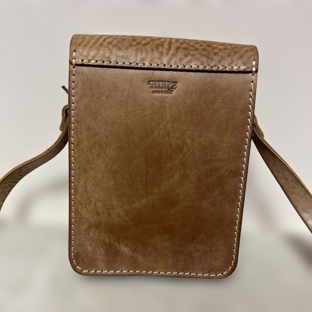 極美品】HERZ ヘルツ アラスカ キャメル お散歩ショルダーM 限定革