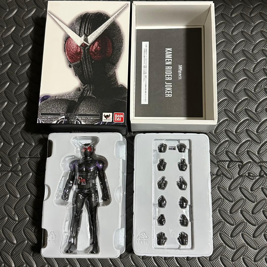 S.H.Figuarts (真骨彫製法)仮面ライダー ジョーカー