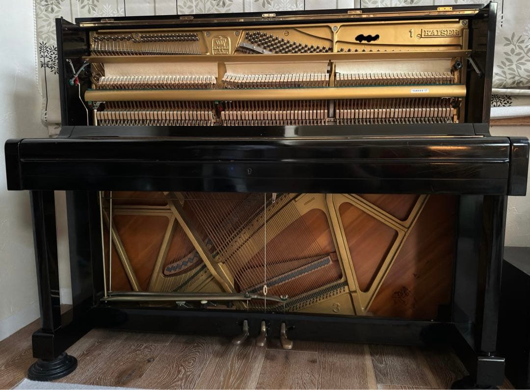 ヤマハ製アップライトピアノ【KAISER、アップライト】 ヤマハ製アップライトピアノ【KAISER、アップライト】 - メルカリ