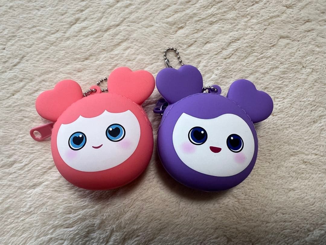 GIGO TWICE LOVELYS ミニウォレット サナモモ - メルカリ