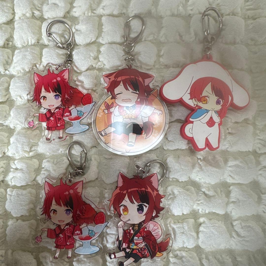 すとぷり 莉犬君 アクリルキーホルダー ラバスト まとめ売り - メルカリ