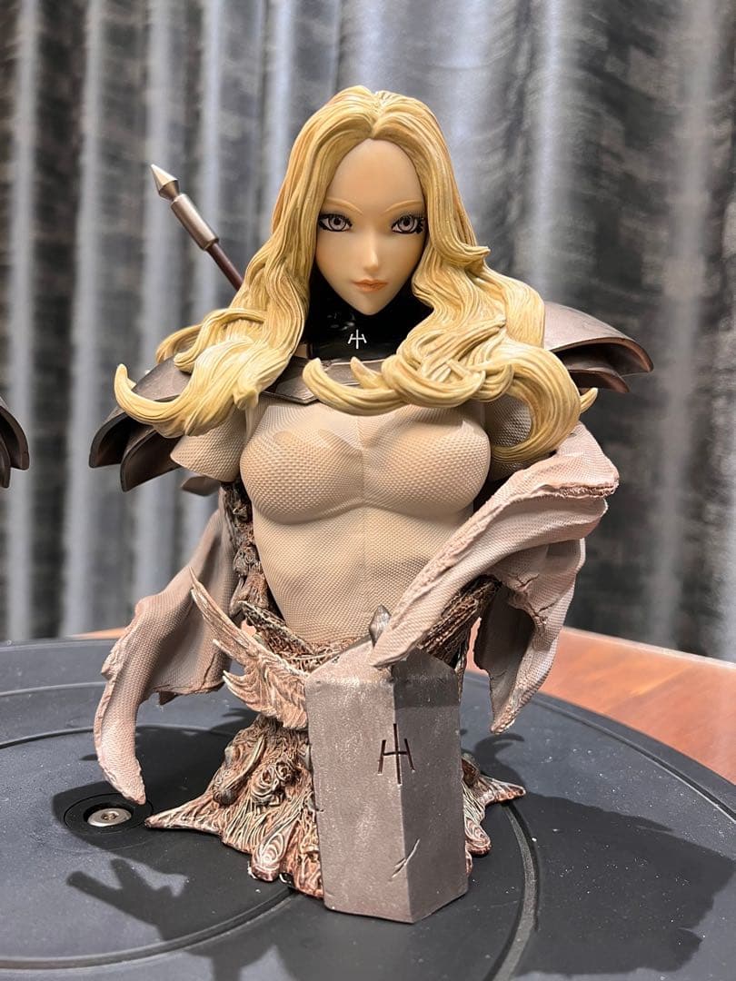 処分値段交渉歓迎クレイモアクレアとテレサ胸像ガレージキットフィギュアスタチュー