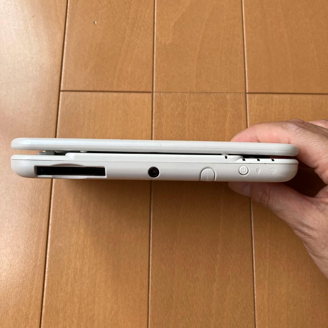 美品】Newニンテンドー3DS LL パールホワイト 任天堂ACアダプター付き