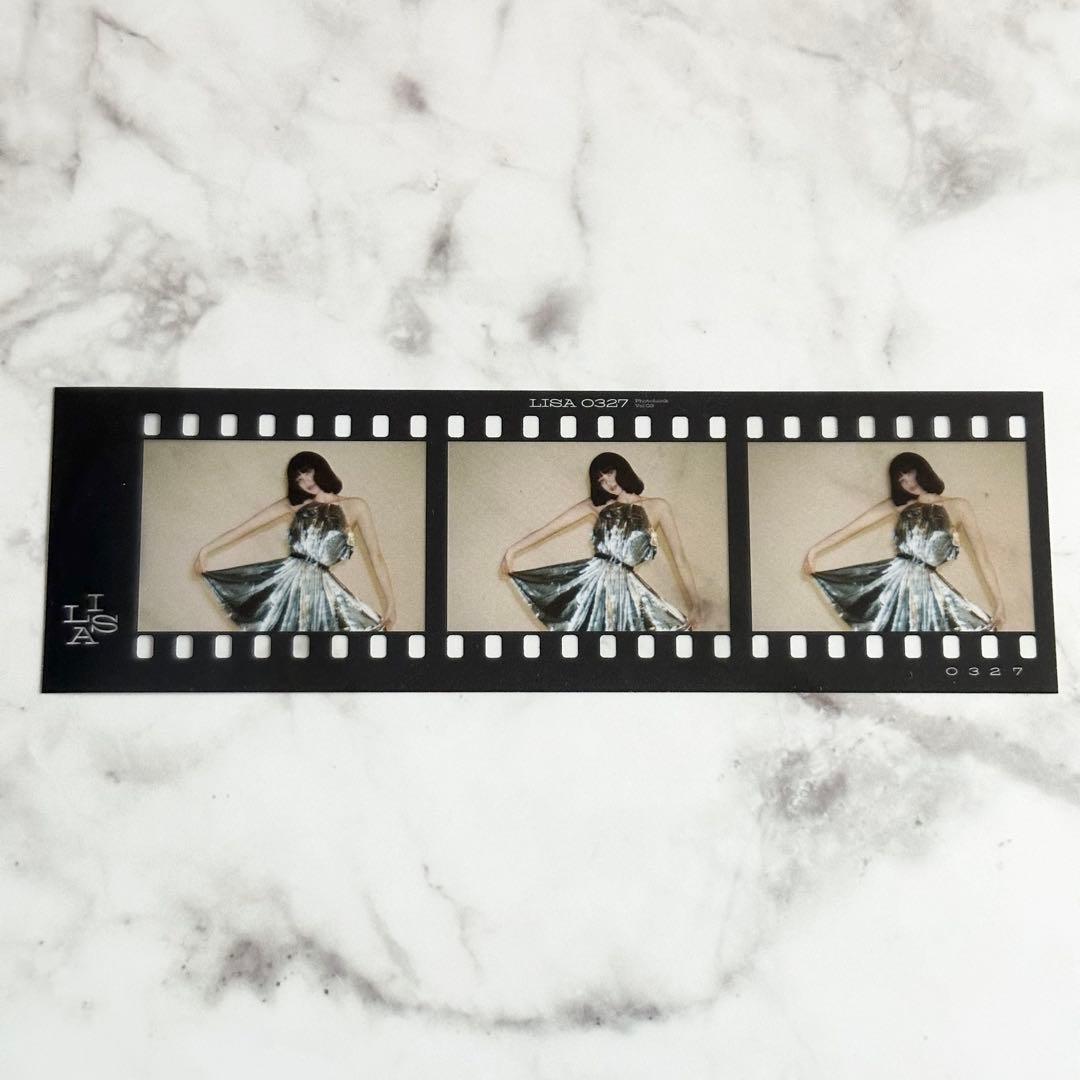 BLACKPINK LISA リサ 0327 写真集 フォトブック YG特典 - メルカリ