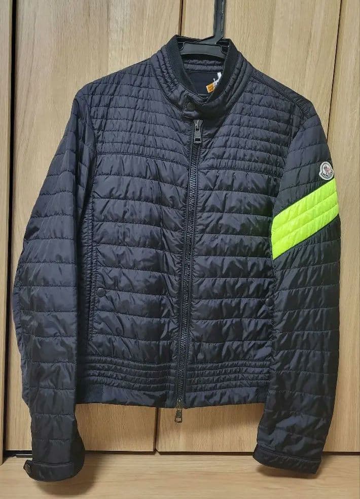73，8万モンクレール 専用 MONCLER ROI ダウンジャケット ナイロン