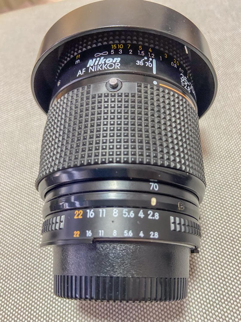 美品 Nikkor AF 35-70mm f/2.8 レンズ Nikon Nikkor 35-70mm f2.8 AF-D Fast Autofocus Lens (Slight Haze) [EXC-