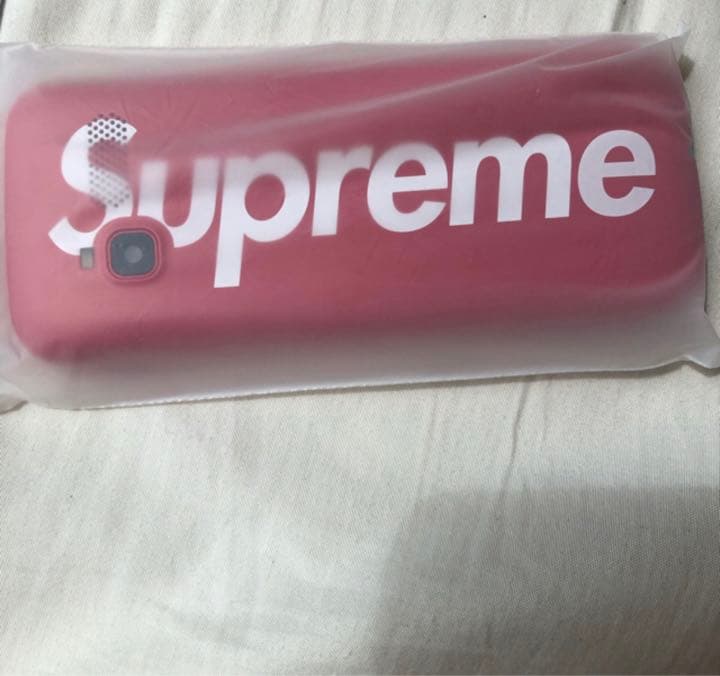 Supreme BLU Burner シュプリーム バーナーフォン 赤 - メルカリ