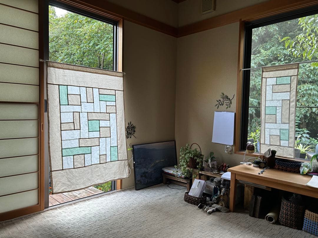 「かすみページです！！！」生成色とオフとペパーミントのポジャギ