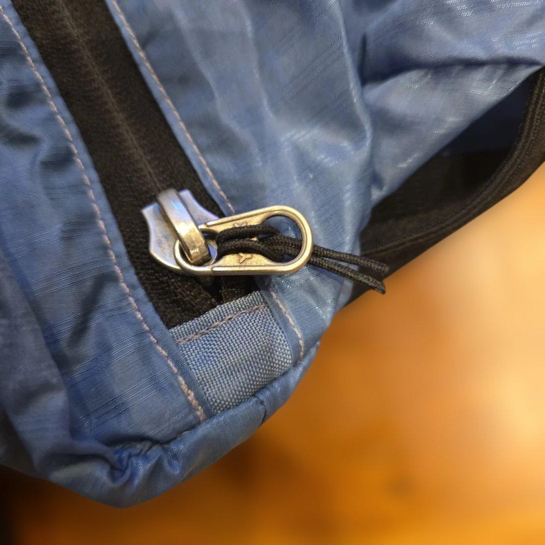 パタゴニア ライトウェイト トラベル クーリエ ブルー - メルカリ