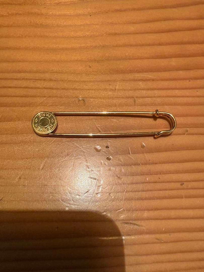 ⭐︎最安値⭐︎確実正規品【中古】エルメス セリエ 安全ピン ピンブローチ ゴールド HERMES エルメス セリエ ピンブローチ 安全ピン ゴールド