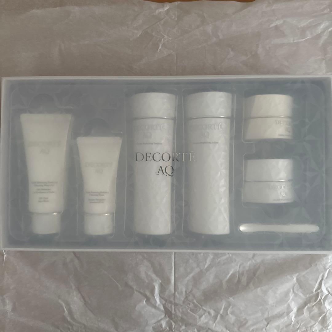 DECORTÉ AQ ブライト ラディアンス コフレⅠ