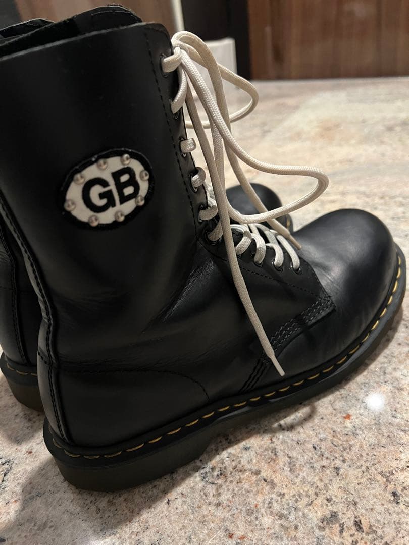 希少 WTAPS×Dr Martens×GBSKINS 10HOLE UK9 - メルカリ