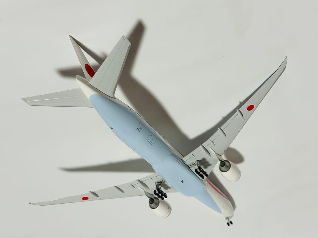 全日空商事 1/200 777-300ER 政府専用機 - メルカリ