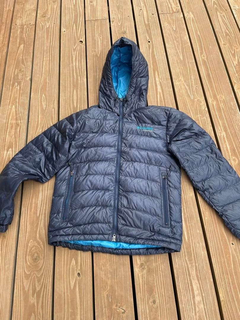 Columbia Titanium クレーターレイクダウンジャケット ネイビー - メルカリ
