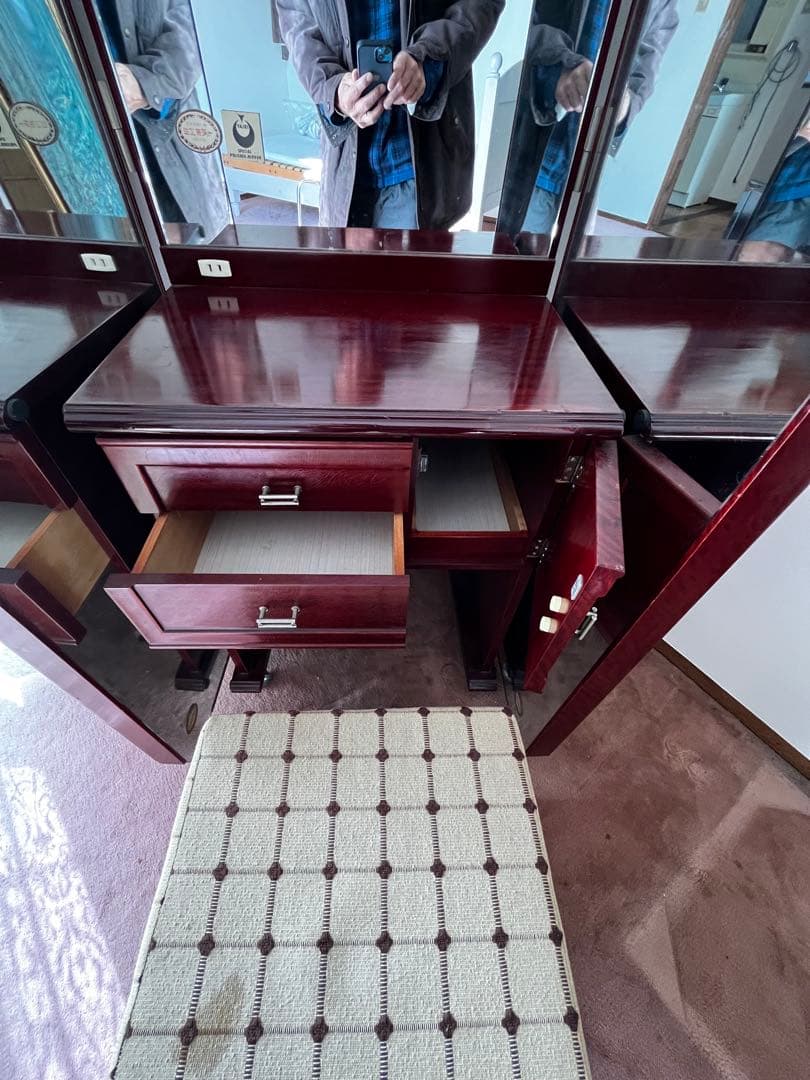 コ*ユ様 ワインレッド三面鏡ドレッサー 引き出し付き(最高級銅引鏡