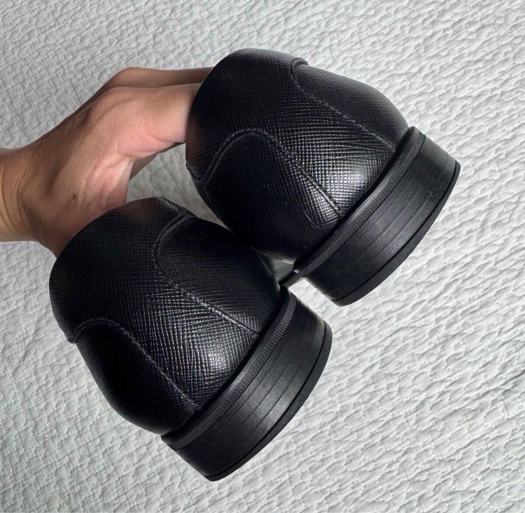 美品 高級 PRADA サフィアーノ ローファー ロゴ黒 レザー 25.5cm