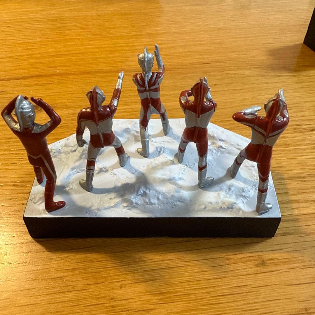 ウルトラ怪獣戯画 輝け!ウルトラ五兄弟 ウルトラ名鑑 フィギュア