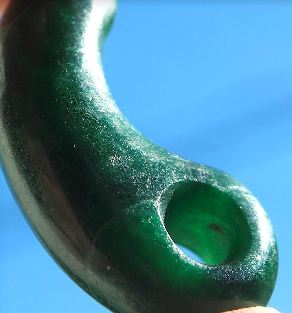 ［濃緑&透明感］古墳期 硬玉翡翠 勾玉 14.4g 出土品 / 糸魚川翡翠