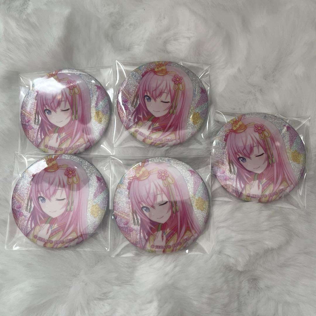 プロセカ 巡音ルカ 6C 再販 グリッター缶バッジ - メルカリ