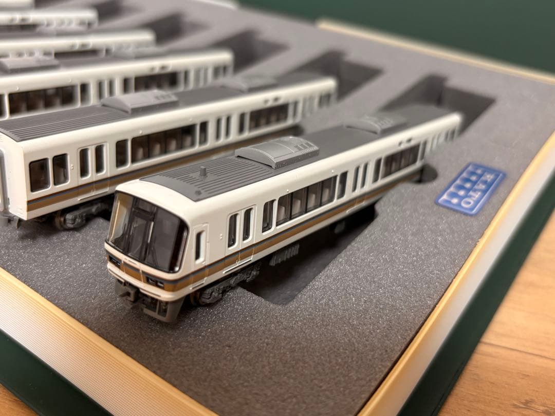 最終値下げ！】KATO 221系電車 10-170 Nゲージ 6両セット - メルカリ