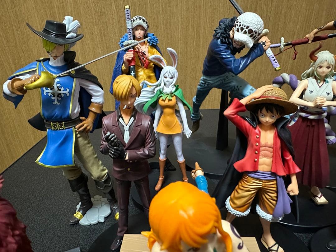 ワンピースフィギュア12点セット - メルカリ