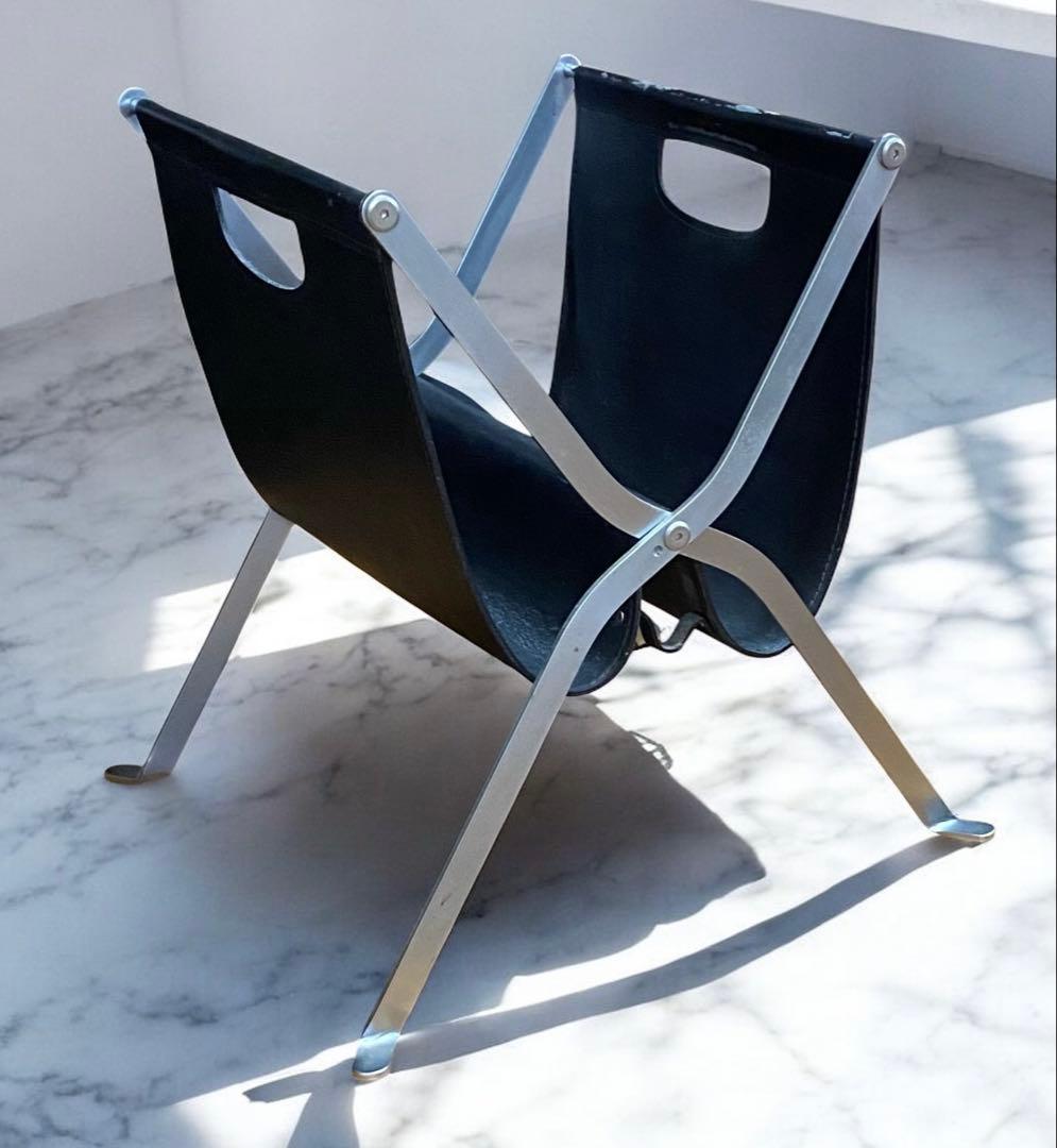 ACTUS アクタス レザーマガジンラック アーバンモダン 洗練された