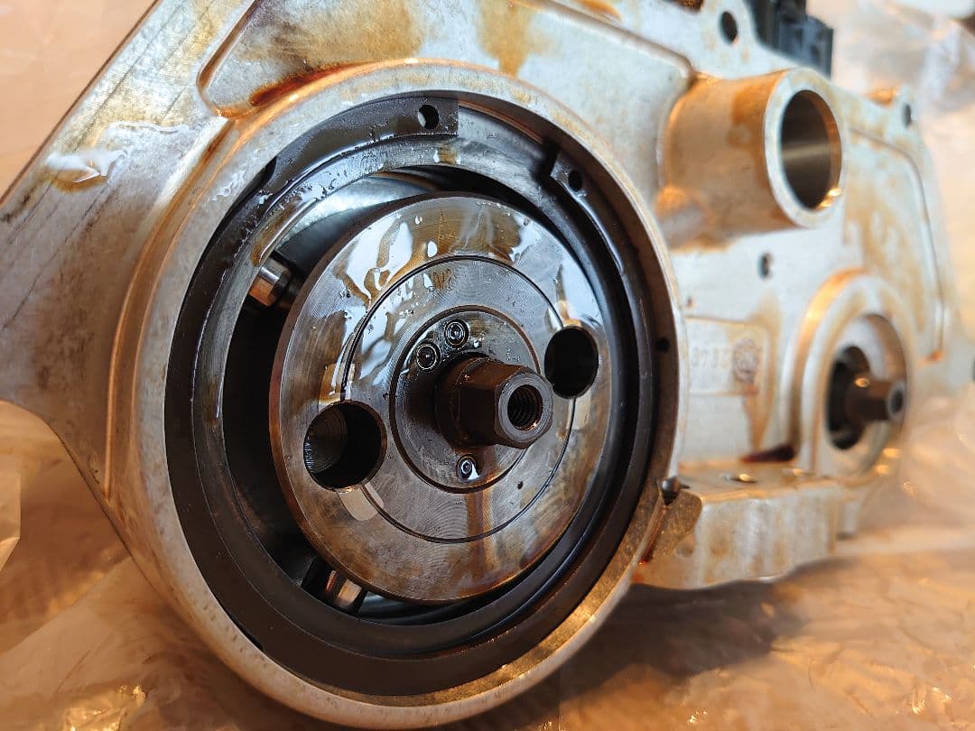 BMW E46 M3 S54 純正 】VANOS：AT調整ユニット - エンジン、過給器