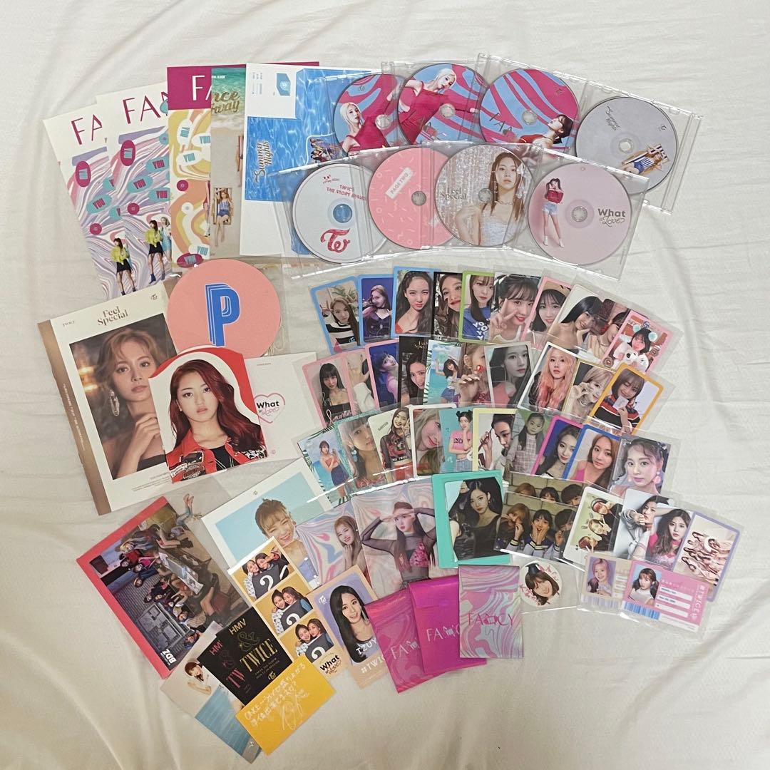 twice公式グッズアルバム トレカ ぬいぐるみ タオル ポスターまとめ
