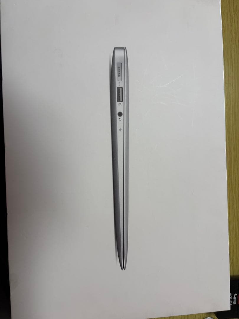 ジャンク】MacBook Air 11インチ （A1465）箱あり／SSDなし - メルカリ