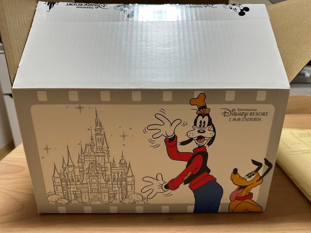 上海ディズニーランド　2025年ダッフィー ぬいぐるみ 21.5cm