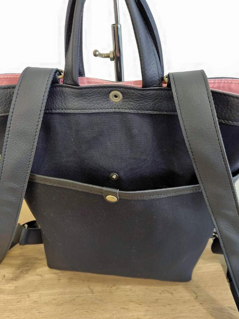 やま様】/2025tambourineタンバリンネイビー×白/牛革A4トー