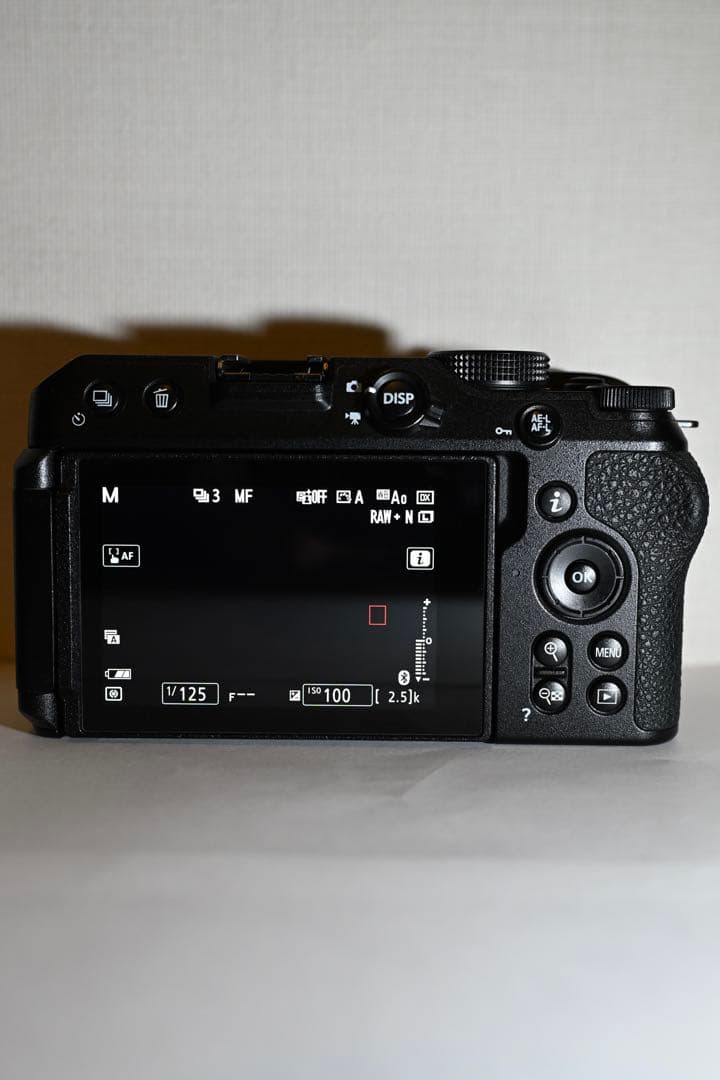 Nikon Z30 ボディ】シャッター約12,000回 ウィンドジャマー付き - メルカリ