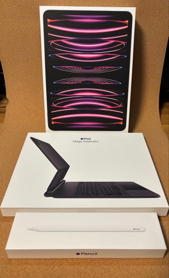 iPad Pro (第4世代) +Apple Pencil +マジックキーボード iPad用Magic KeyboardとApple Pencilを併用する方法3選 – jump blog