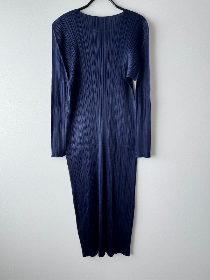 プリーツプリーズ イッセイミヤケ ロングワンピース ダークネイビー