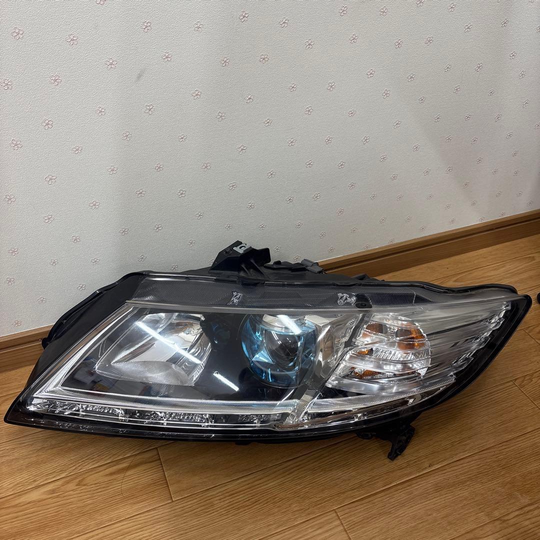 CR-Z 平成22年　左ヘッドライド ホンダ CR-Z 左ヘッドライトLEDポジション修理｜グーネットピット