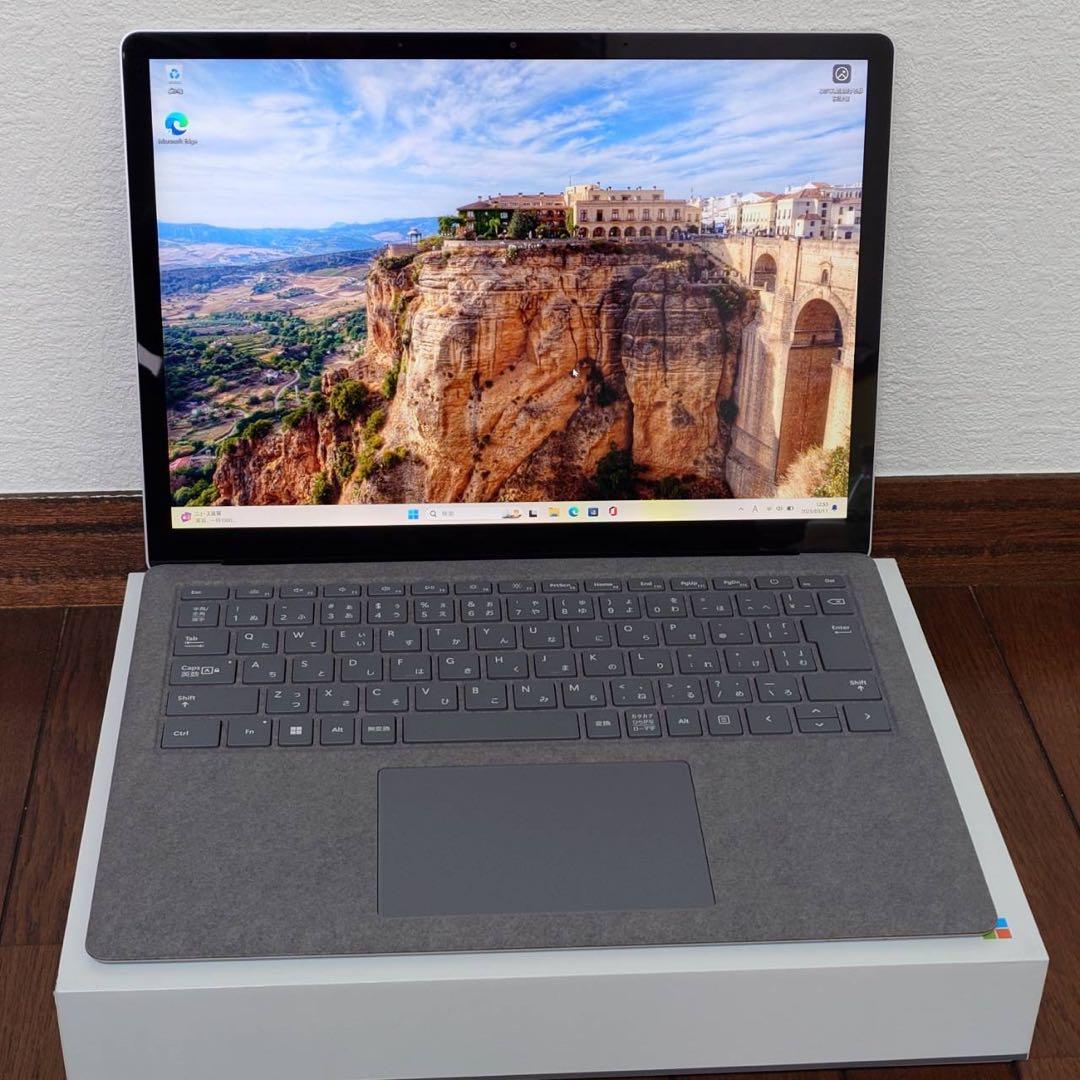 美品 Surface Laptop5 i5 1235U 8GB 512GB Amazon.com: Microsoft Surface Laptop 5, 13.5