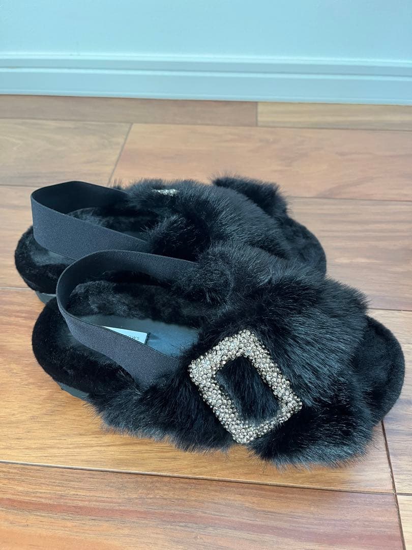 ユナイテッド アローズ ビジューフェイクファーバックストラップサンダル37