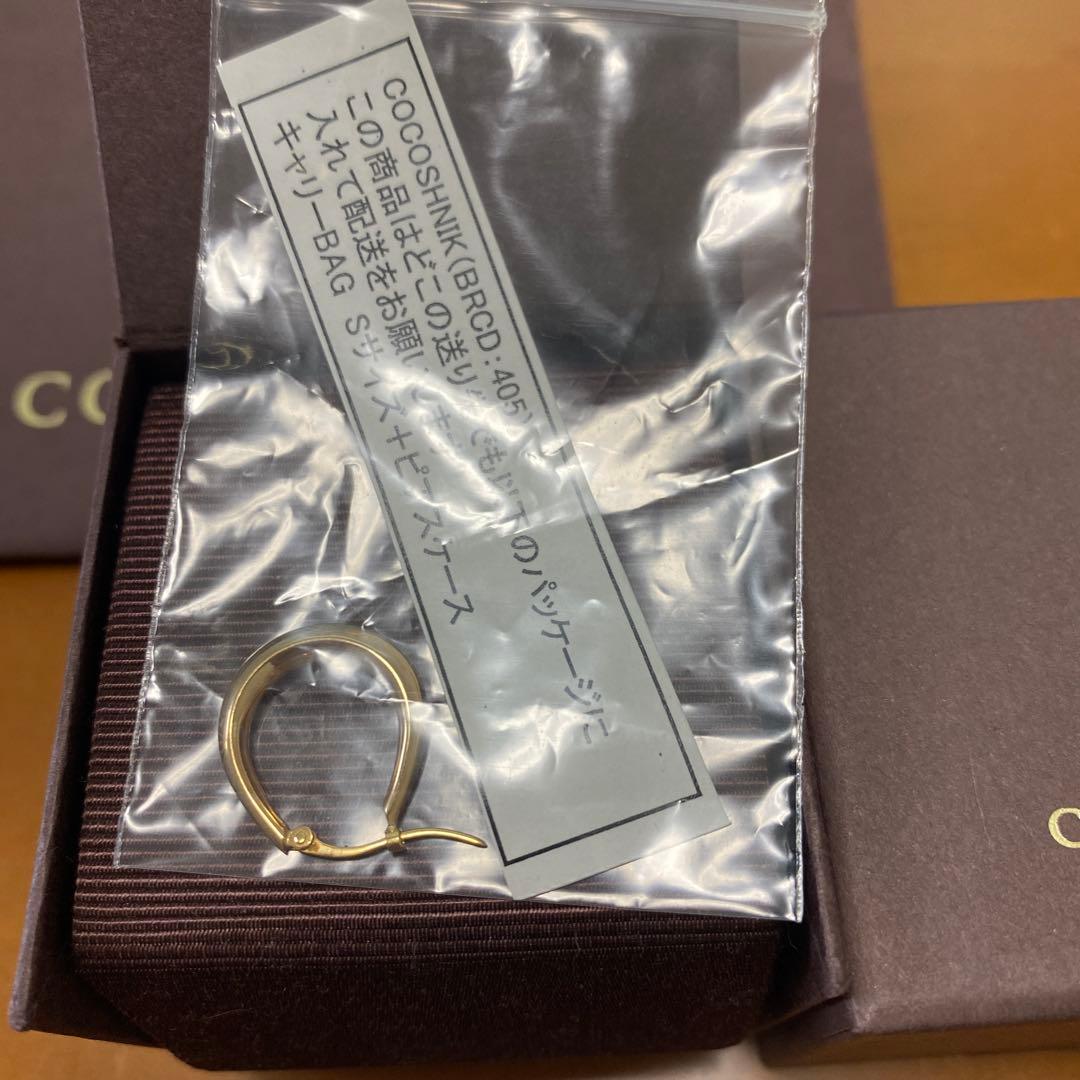 ココシュニック トライアングルフォーム 馬蹄モチーフピアス 片耳のみ