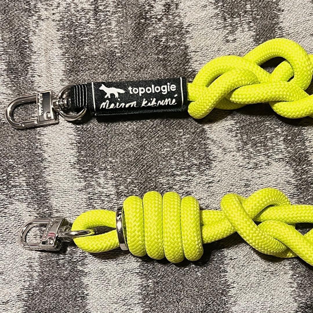 MAISON KITSUNE x TOPOLOGIE ストラップ トポロジー - メルカリ