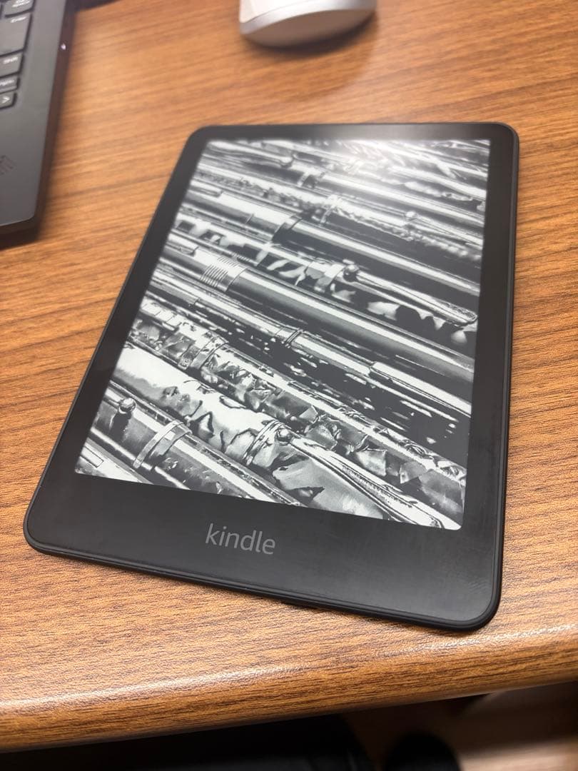 Kindle Paperwhite (16GB) 7インチディスプレイ 広告なし - メルカリ
